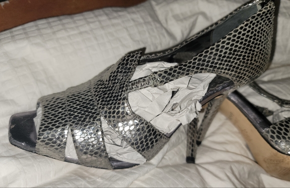 Cute Heels - Picture 1 of 2